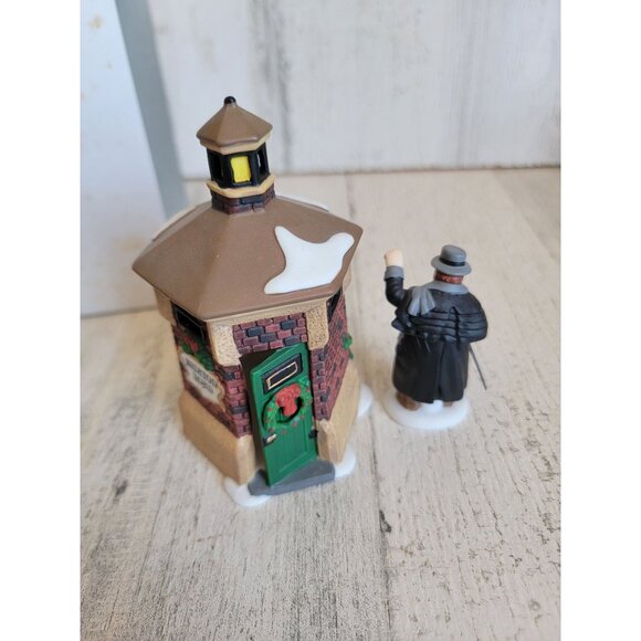 Dept 56 58390 Brixton road watchman heritage village accessory xmas - Picture 5 of 6